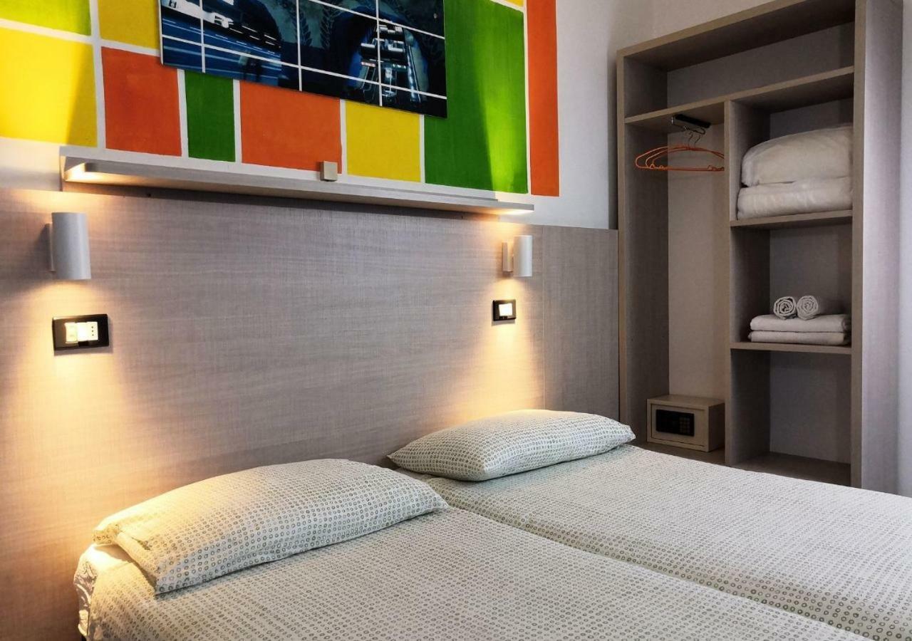 Double or Twin Room,807573963:JPEG